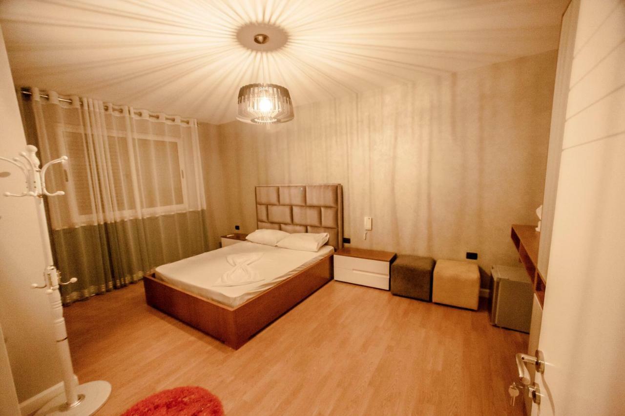 Divino Penthouse Casa de hóspedes Durrës
